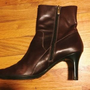 Anne Klein boots